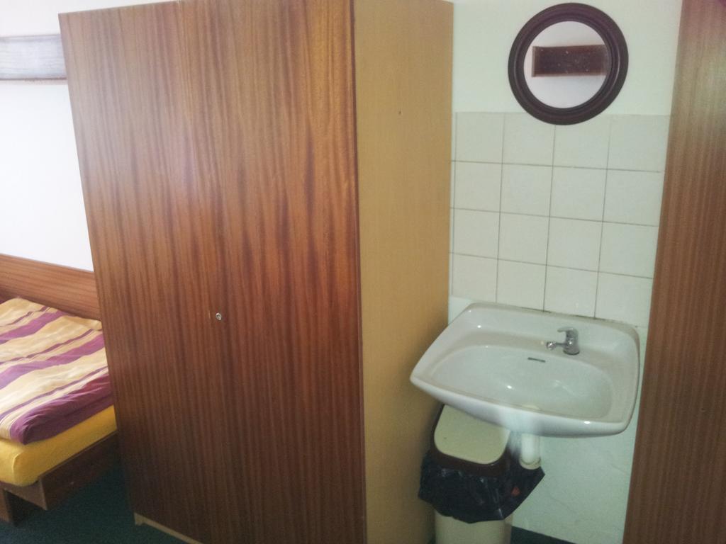 Penzion Tenis Podiebrady Pokój zdjęcie